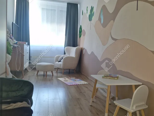 Eladó lakás Komárom, Szőny 64 nm