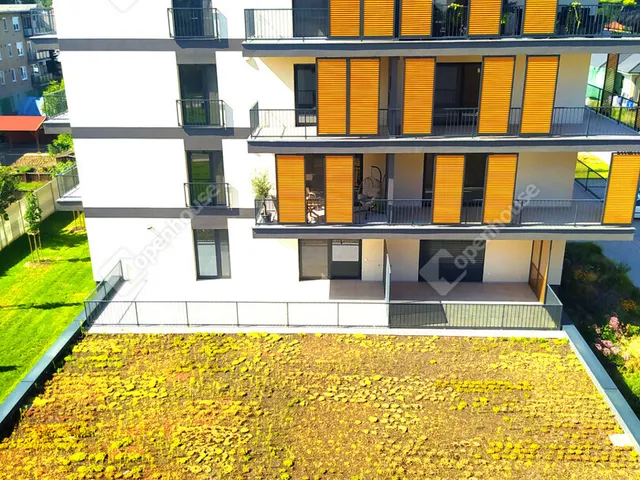 Eladó lakás Komárom 84 nm