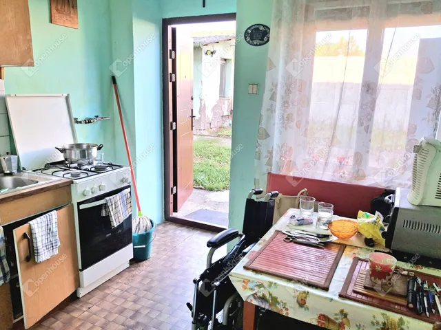 Eladó lakás Komárom 42 nm