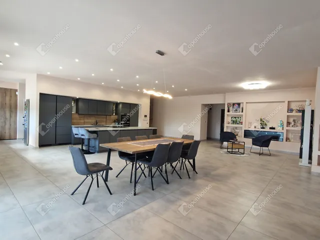 Eladó ház Komárom, Koppánymonostor 618 nm