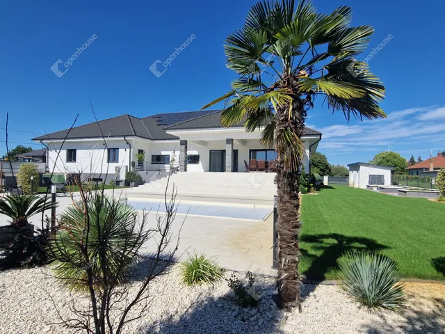 Eladó ház Komárom, Koppánymonostor 618 nm