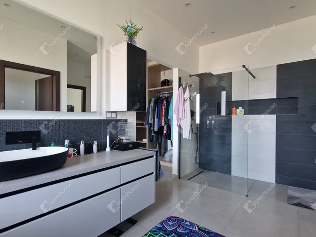 Eladó ház Komárom, Koppánymonostor 618 nm