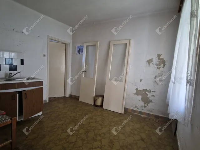 Eladó ház Tárkány 60 nm