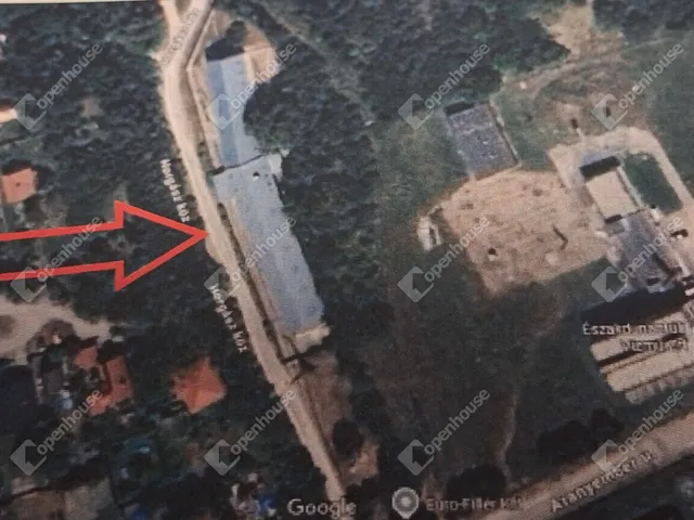 Eladó kereskedelmi és ipari ingatlan Komárom, Koppánymonostor 2544 nm