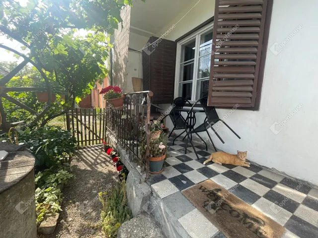 Eladó ház Komárom, Szőny 115 nm