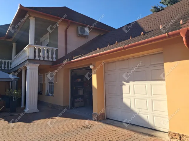 Eladó ház Tatabánya 195 nm