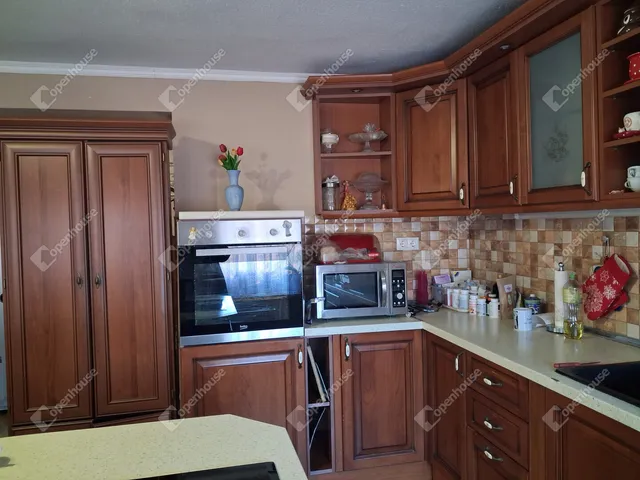 Eladó ház Tatabánya 195 nm