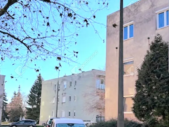 Eladó lakás Bábolna 78 nm