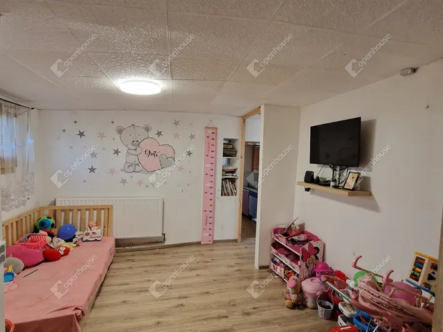 Eladó ház Bana 92 nm