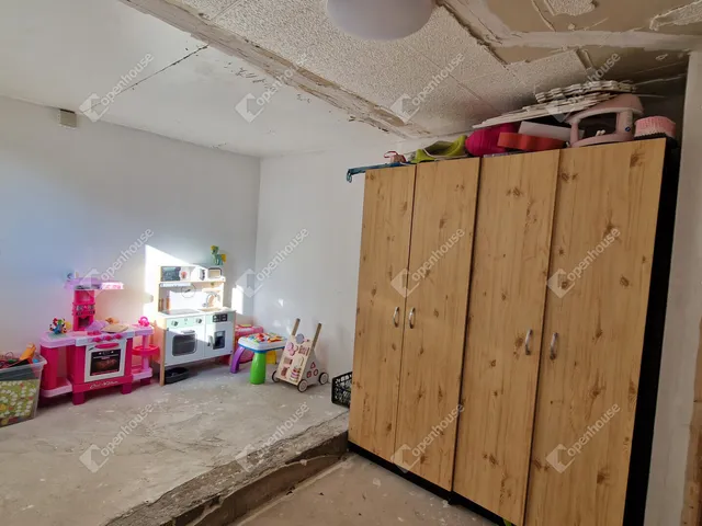 Eladó ház Bana 92 nm