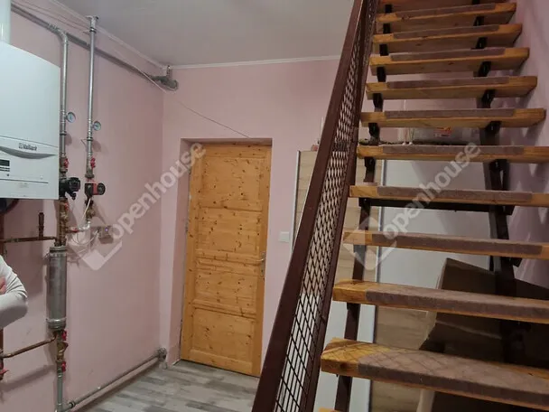 Eladó ház Ács 150 nm