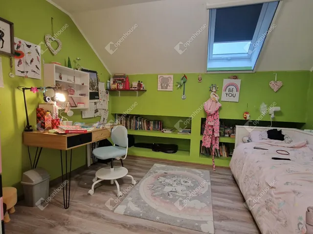 Eladó ház Ács 150 nm