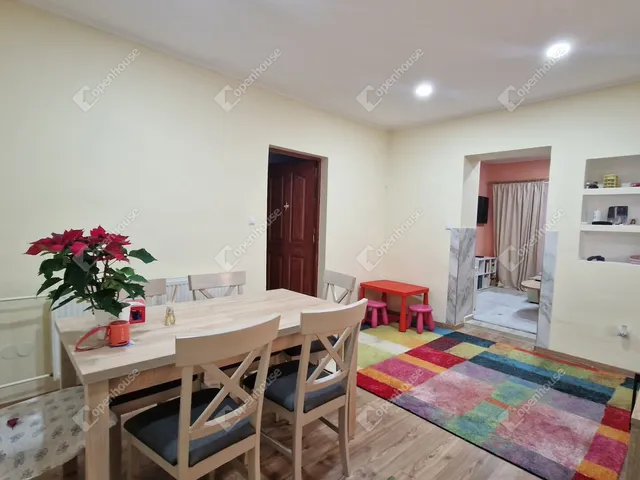 Eladó ház Ács 150 nm