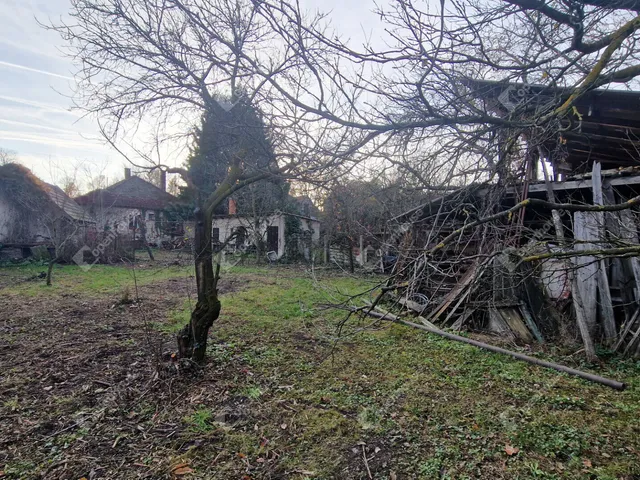 Eladó ház Komárom 78 nm