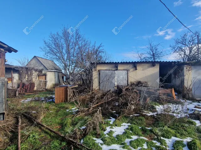 Eladó ház Szákszend 75 nm