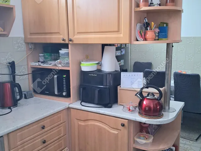 Eladó ház Bana 303 nm