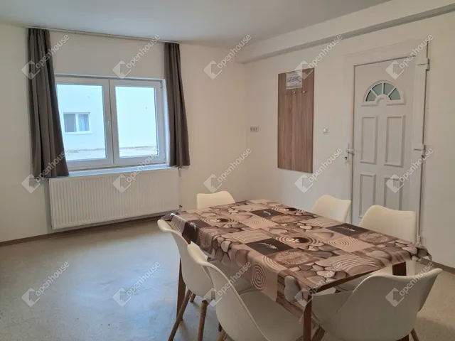 Kiadó lakás Komárom, Szőny 40 nm