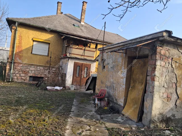 Eladó ház Komárom 101 nm