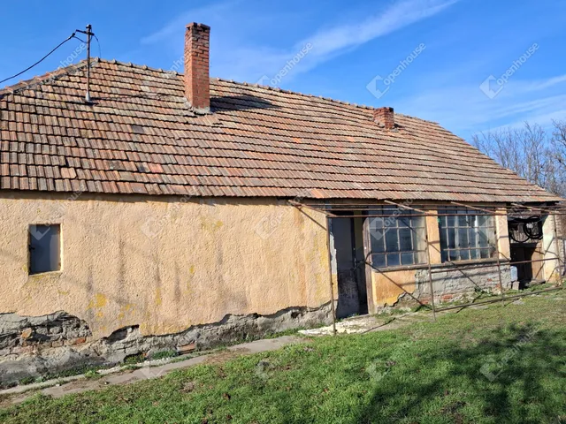 Eladó ház Ács 85 nm