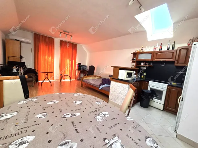 Eladó lakás Komárom 53 nm