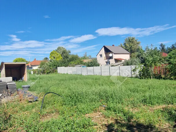 Eladó telek Komárom, Koppánymonostor 802 nm