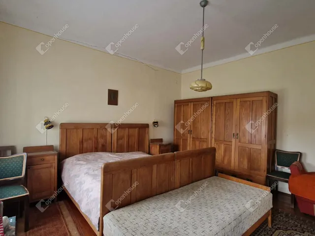 Eladó ház Ács 71 nm