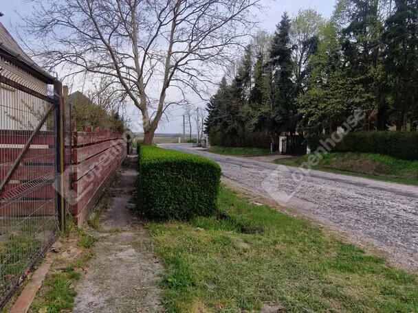 Eladó ház Csép 27 nm