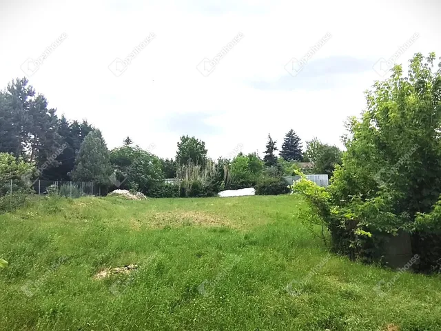 Eladó ház Komárom, Koppánymonostor 280 nm