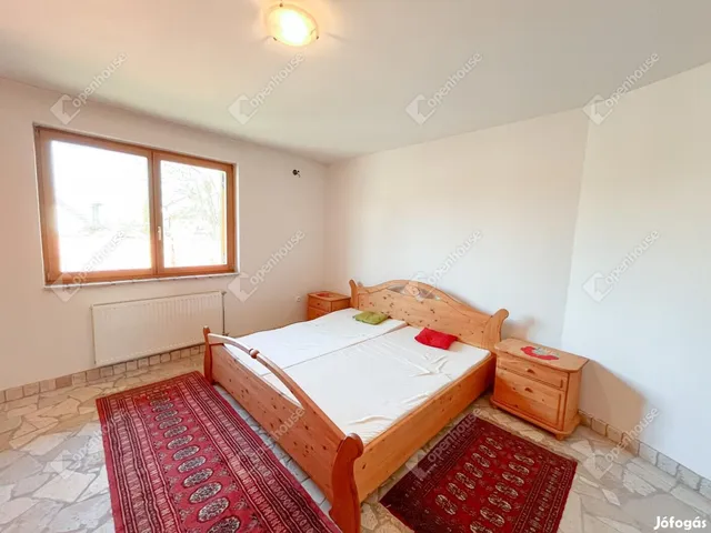 Eladó ház Komárom, Koppánymonostor 280 nm