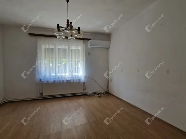 Eladó ház Komárom, Szőny 75 nm