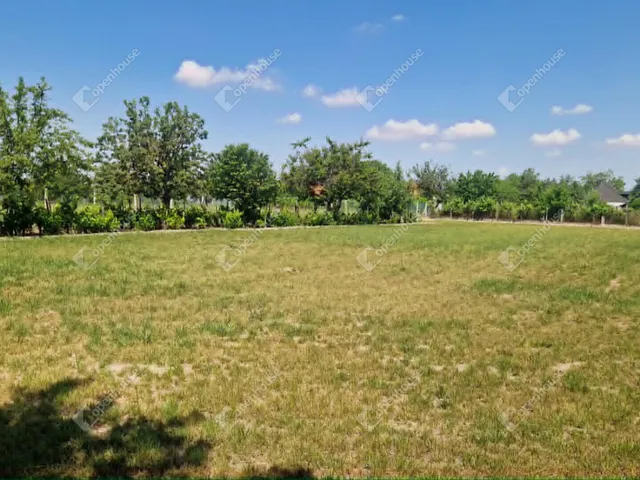 Eladó ház Komárom, Szőny 75 nm