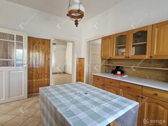 Eladó ház Komárom, Szőny 75 nm