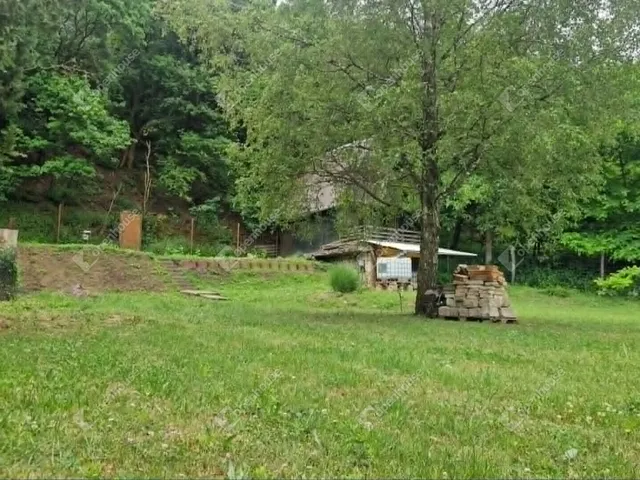 Eladó telek Dunaalmás 1303 nm