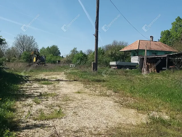 Eladó kereskedelmi és ipari ingatlan Nagyigmánd 20 nm