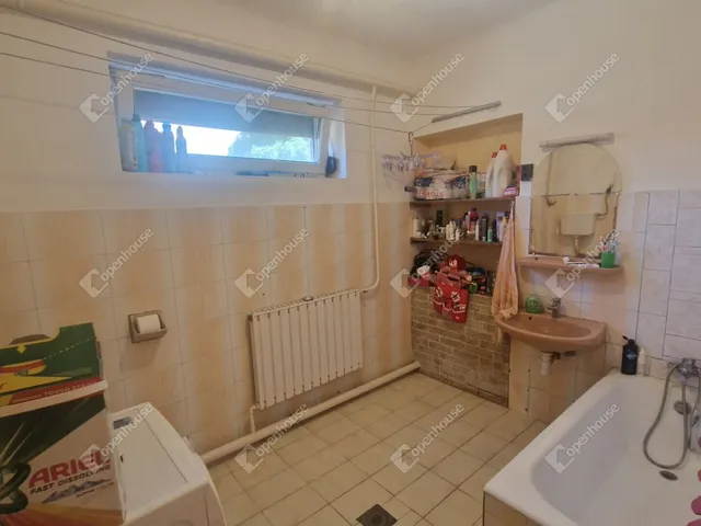 Eladó ház Ete 93 nm