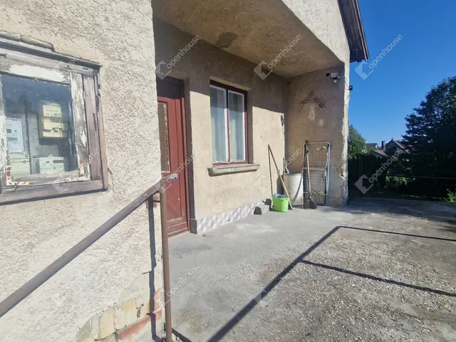 Eladó ház Komárom 112 nm