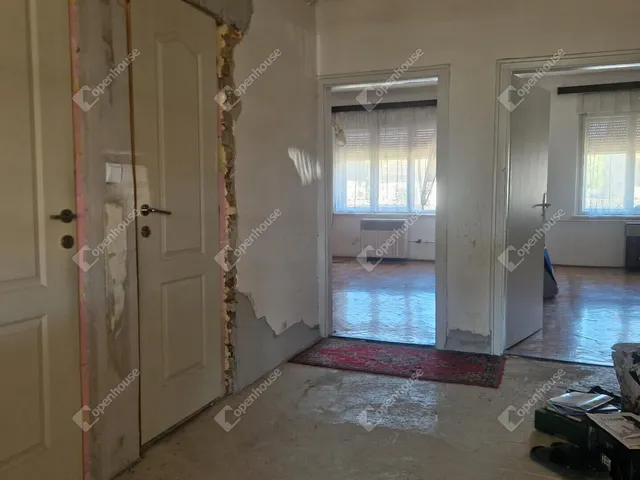 Eladó ház Komárom, Szőny 106 nm