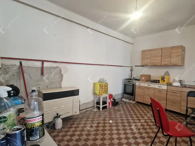 Eladó ház Komárom, Szőny 106 nm