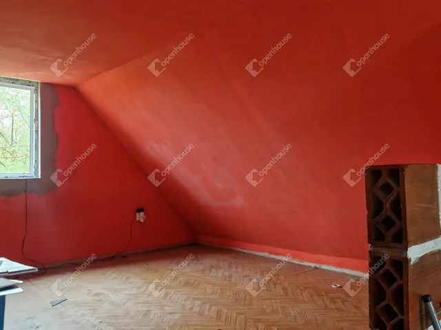 Eladó telek Tárkány 772 nm