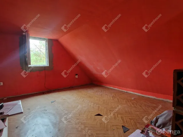 Eladó telek Tárkány 772 nm