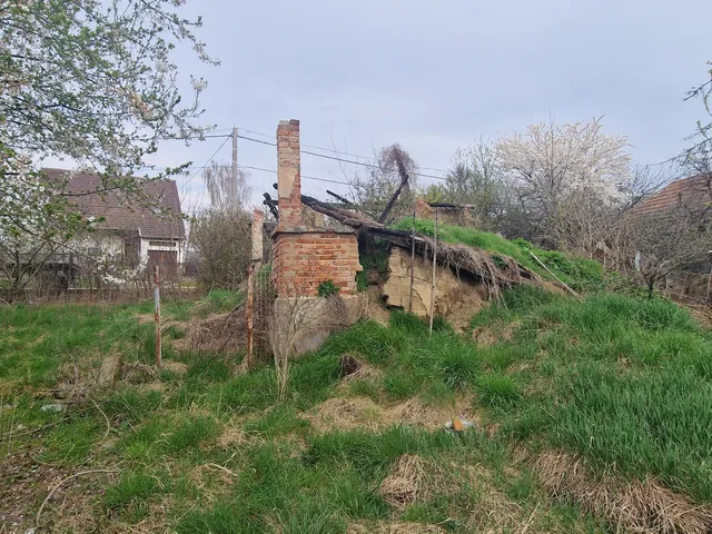 Eladó telek Bodrogolaszi, Dózsa gy u. 9 1089 nm