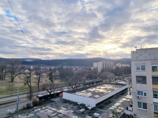 Kiadó lakás Miskolc, Bulgárföld 35 nm