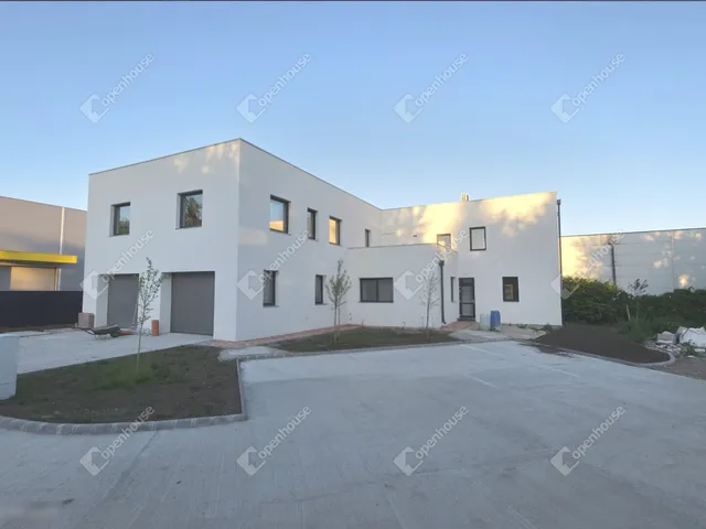 Eladó lakás Miskolc, Hejőcsaba 76 nm