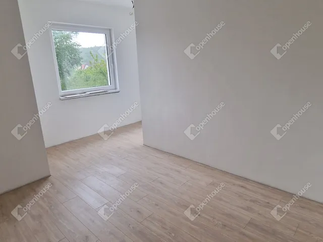 Eladó lakás Miskolc, Hejőcsaba 90 nm