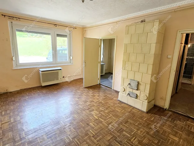 Eladó lakás Miskolc, Pereces 44 nm