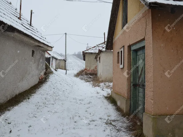 Eladó mezőgazdasági ingatlan Szikszó 42 nm