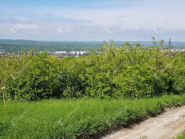 Eladó telek Miskolc, Komlóstető 1440 nm