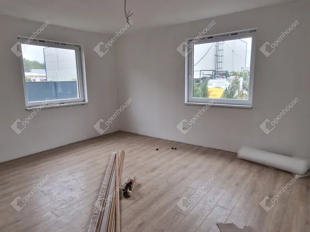 Eladó lakás Miskolc, Hejőcsaba 76 nm