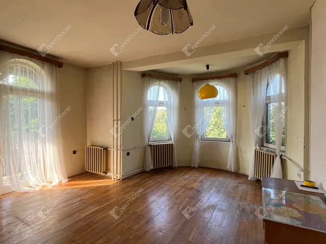 Eladó ház Harsány 160 nm