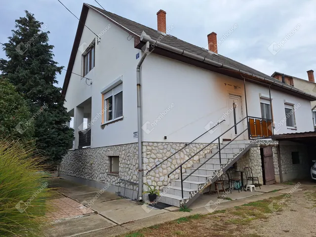 Eladó ház Sajólád 105 nm